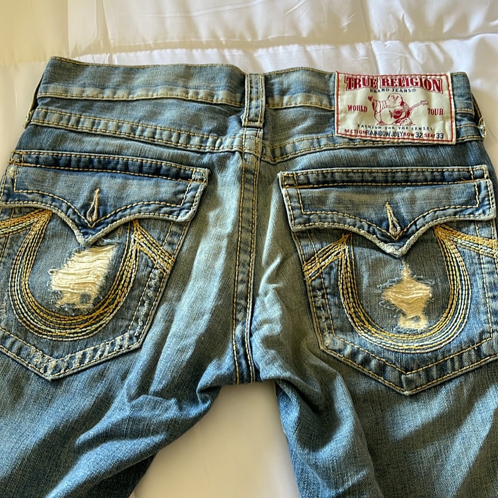 True Religion, style Rainbow Joey, men’s size 32x27